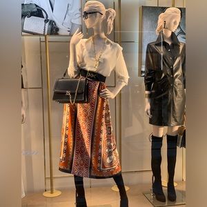 NWOT Luisa Spagnoli Foulard Print Skirt